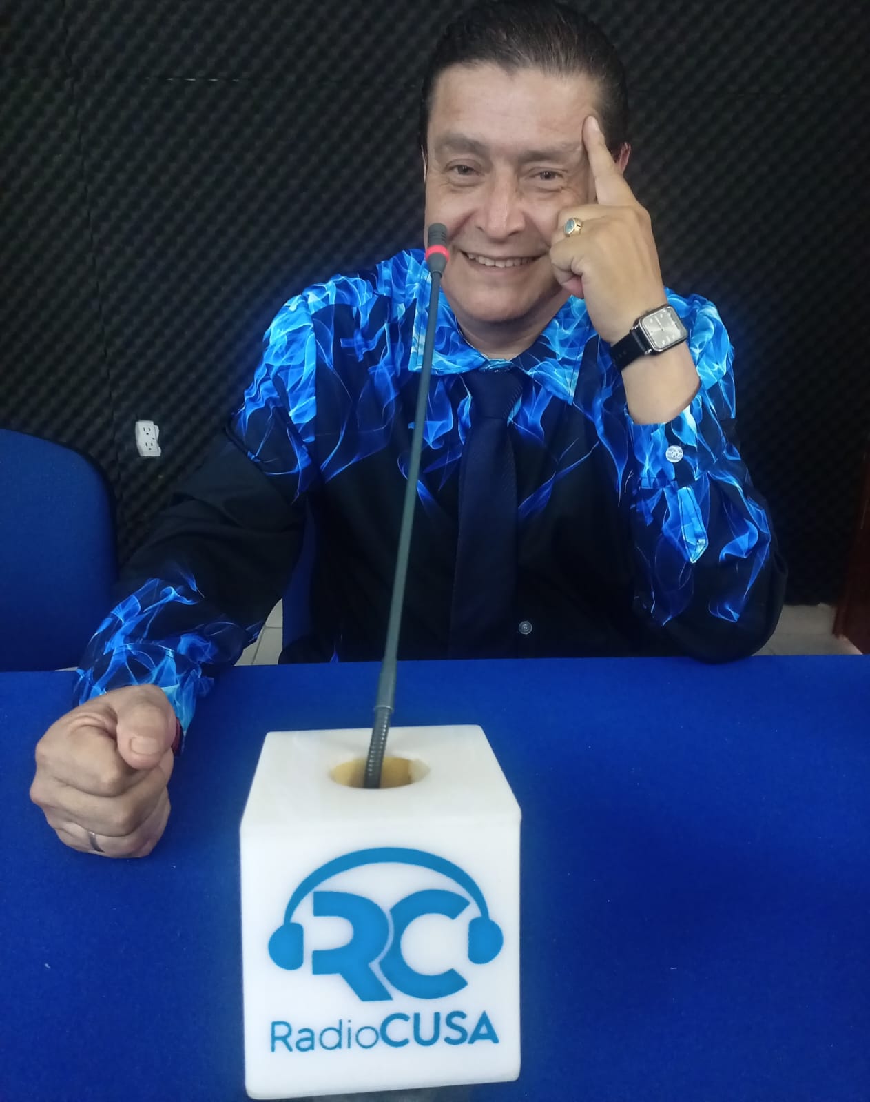Víctor Hugo Rojas (Conductor: Entre Recetas y Sentencias)
